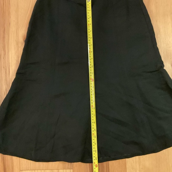 Ann Taylor Loft Black A-Line Skirt, Size 4 - Picture 4 of 6
